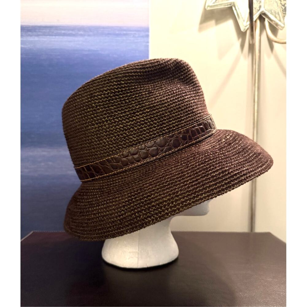 Eric Javits Brown Woven Cloche Hat Leather Buckle Wide Brim Designer Womens - Picture 8 of 9